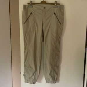 Athleta Trekkie joggers beige size 14